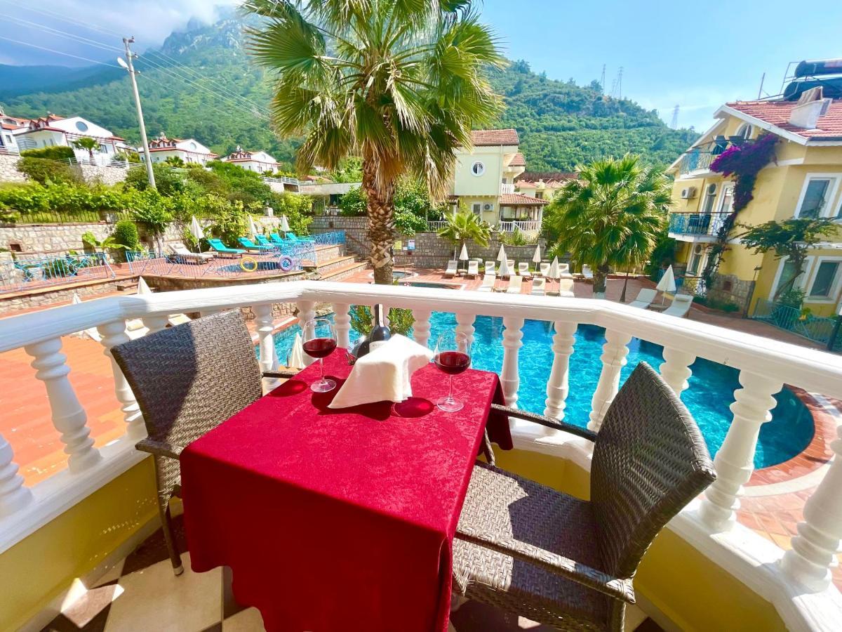 Mountain Valley Apartments, Hotel&Villas Ölüdeniz Esterno foto
