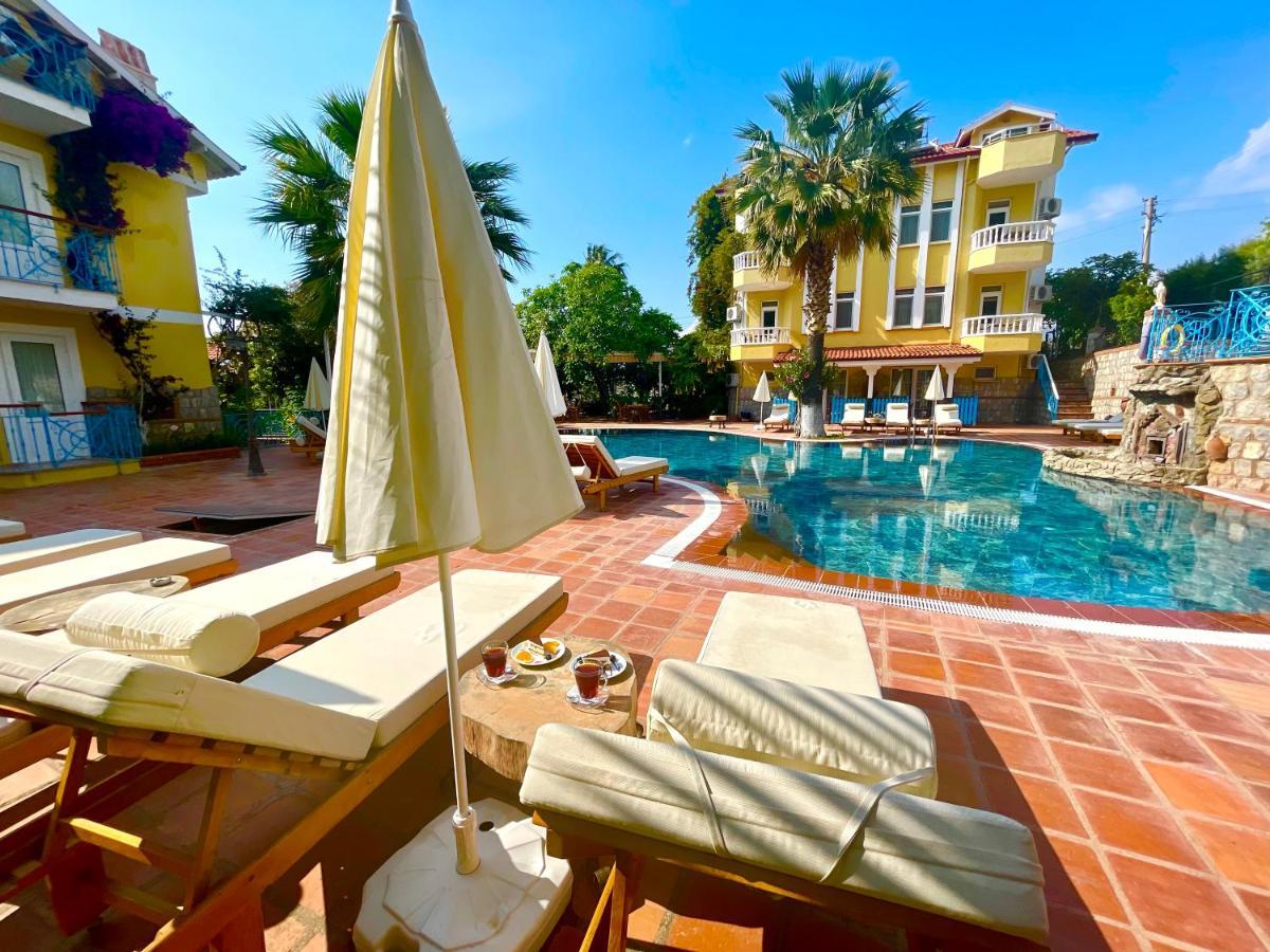 Mountain Valley Apartments, Hotel&Villas Ölüdeniz Esterno foto