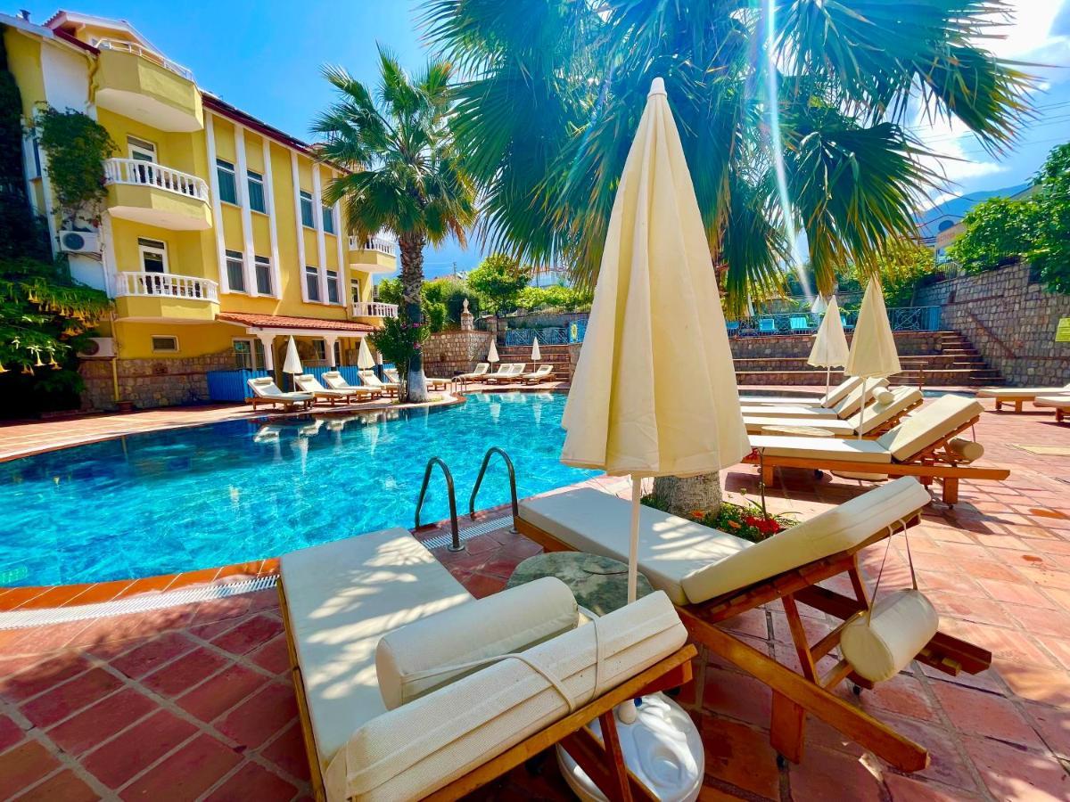 Mountain Valley Apartments, Hotel&Villas Ölüdeniz Esterno foto