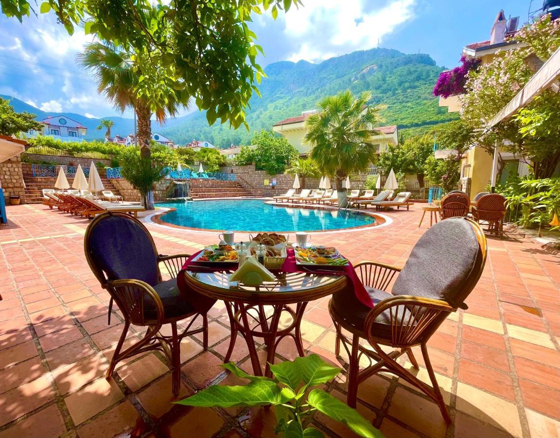 Mountain Valley Apartments, Hotel&Villas Ölüdeniz Esterno foto