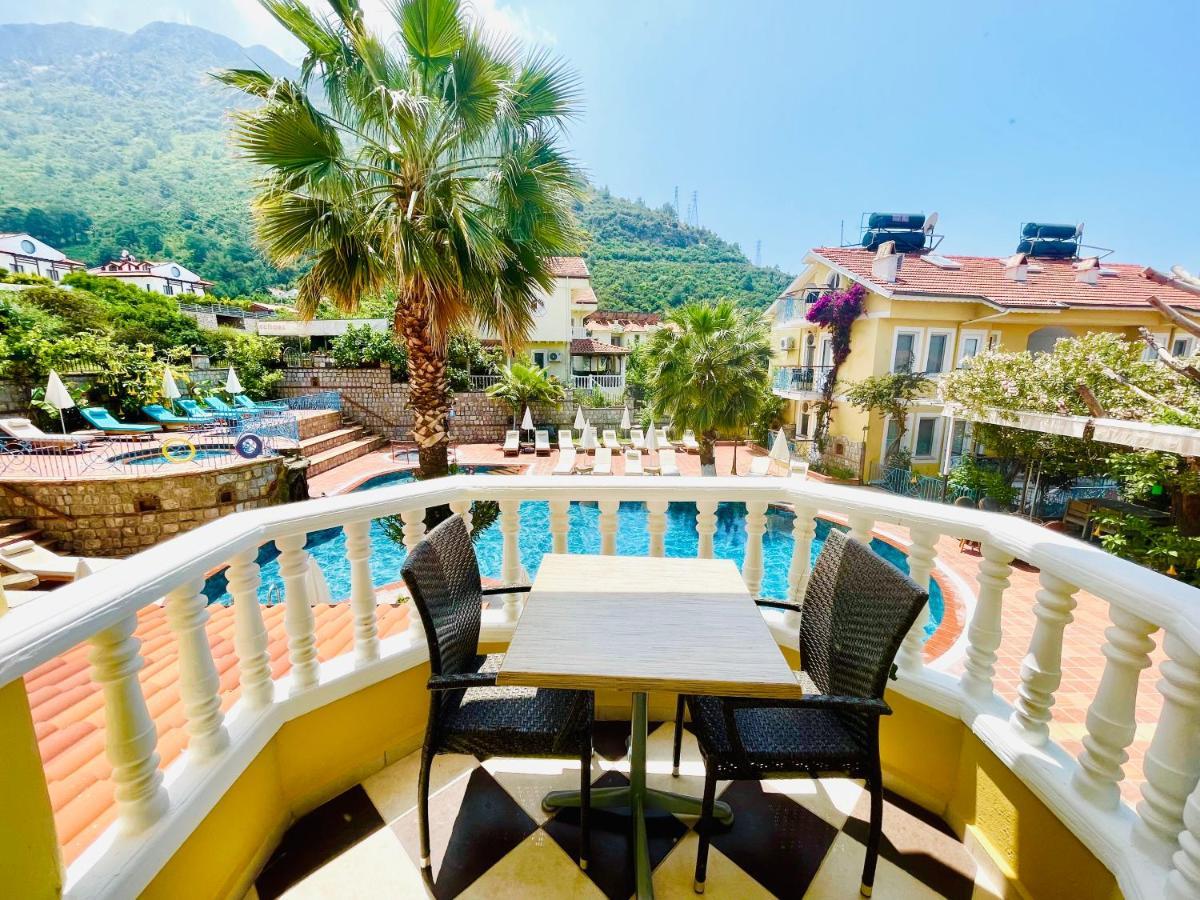 Mountain Valley Apartments, Hotel&Villas Ölüdeniz Esterno foto