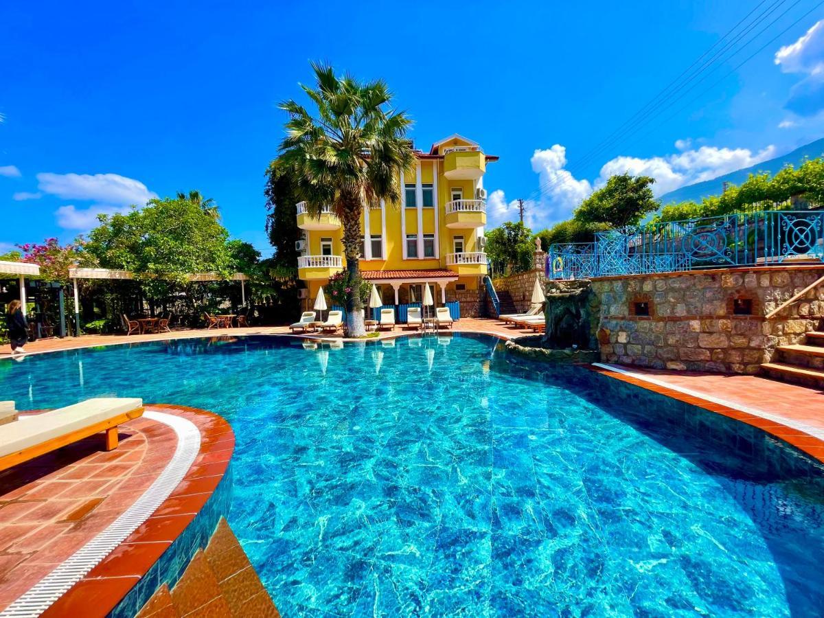 Mountain Valley Apartments, Hotel&Villas Ölüdeniz Esterno foto