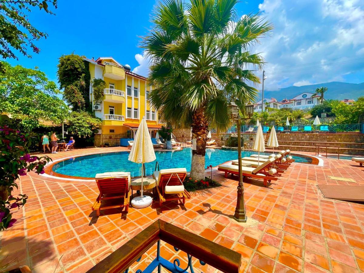 Mountain Valley Apartments, Hotel&Villas Ölüdeniz Esterno foto