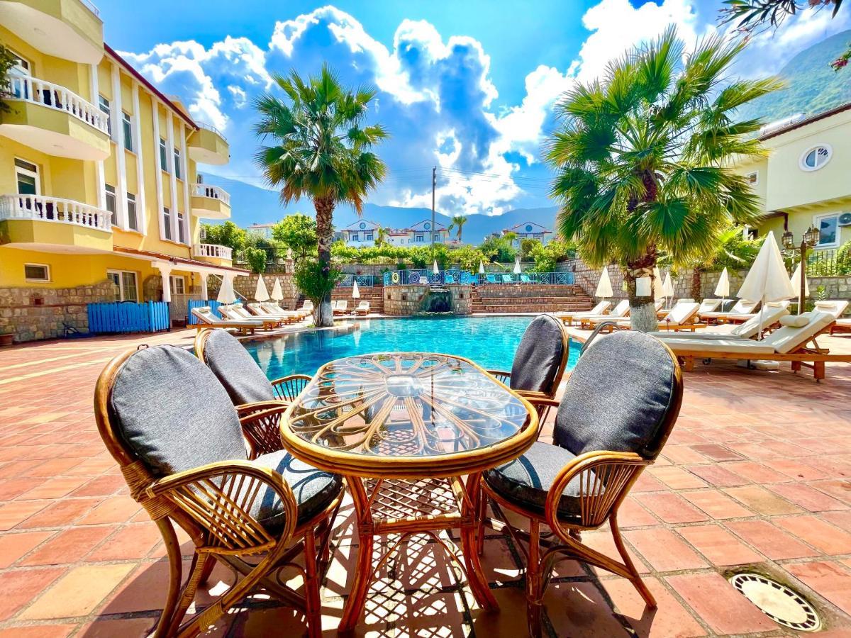 Mountain Valley Apartments, Hotel&Villas Ölüdeniz Esterno foto