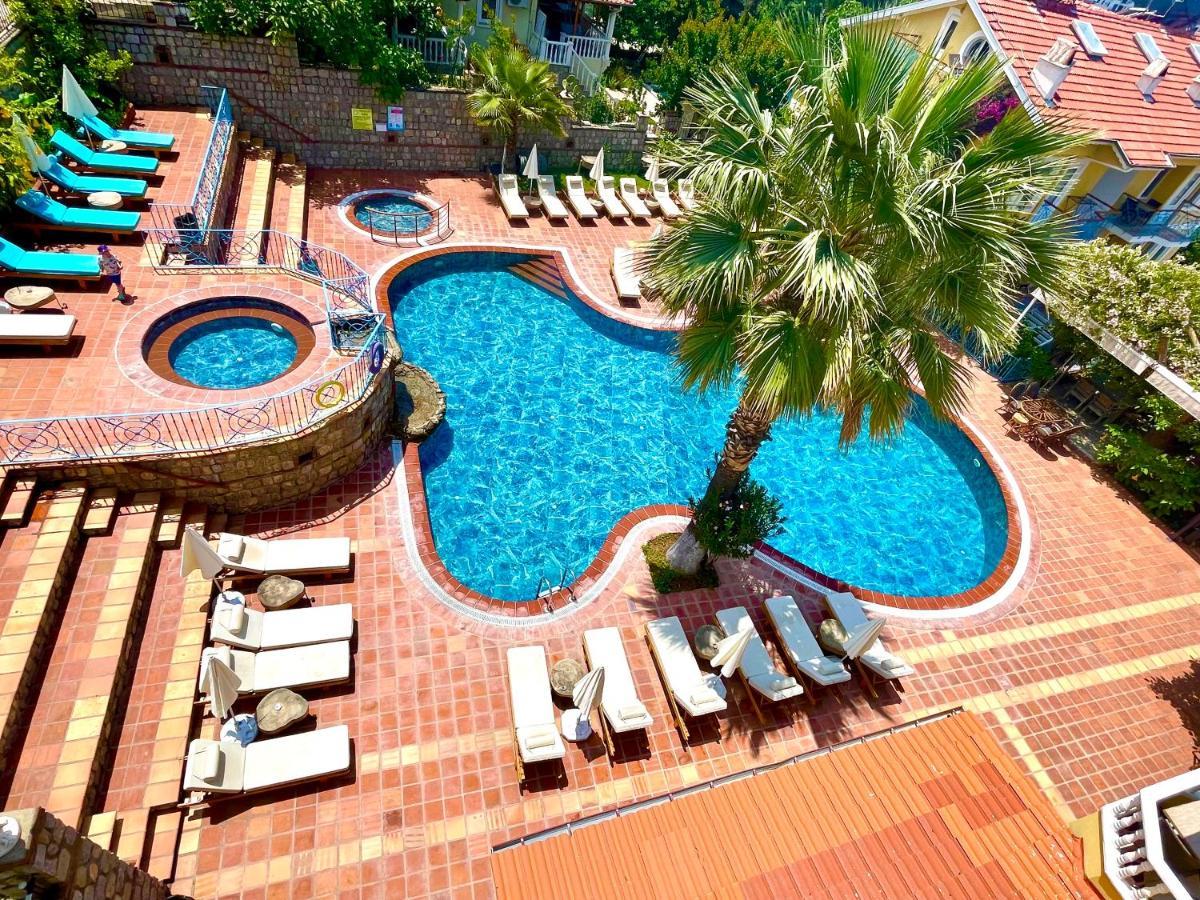 Mountain Valley Apartments, Hotel&Villas Ölüdeniz Esterno foto