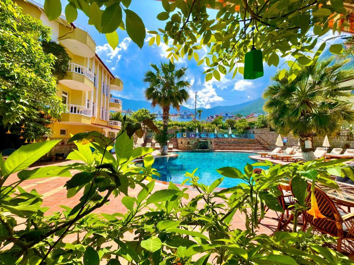 Mountain Valley Apartments, Hotel&Villas Ölüdeniz Esterno foto